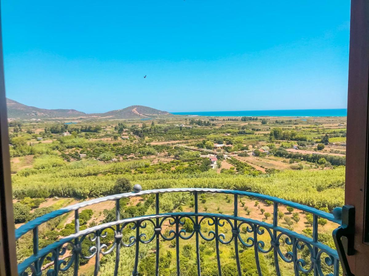 Bilocale Con Vista Mare E Terrazza Panoramica Ammentos Posada Bagian luar foto