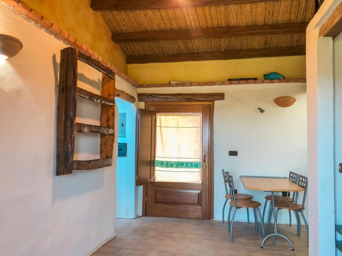 Bilocale Con Vista Mare E Terrazza Panoramica Ammentos Posada Bagian luar foto
